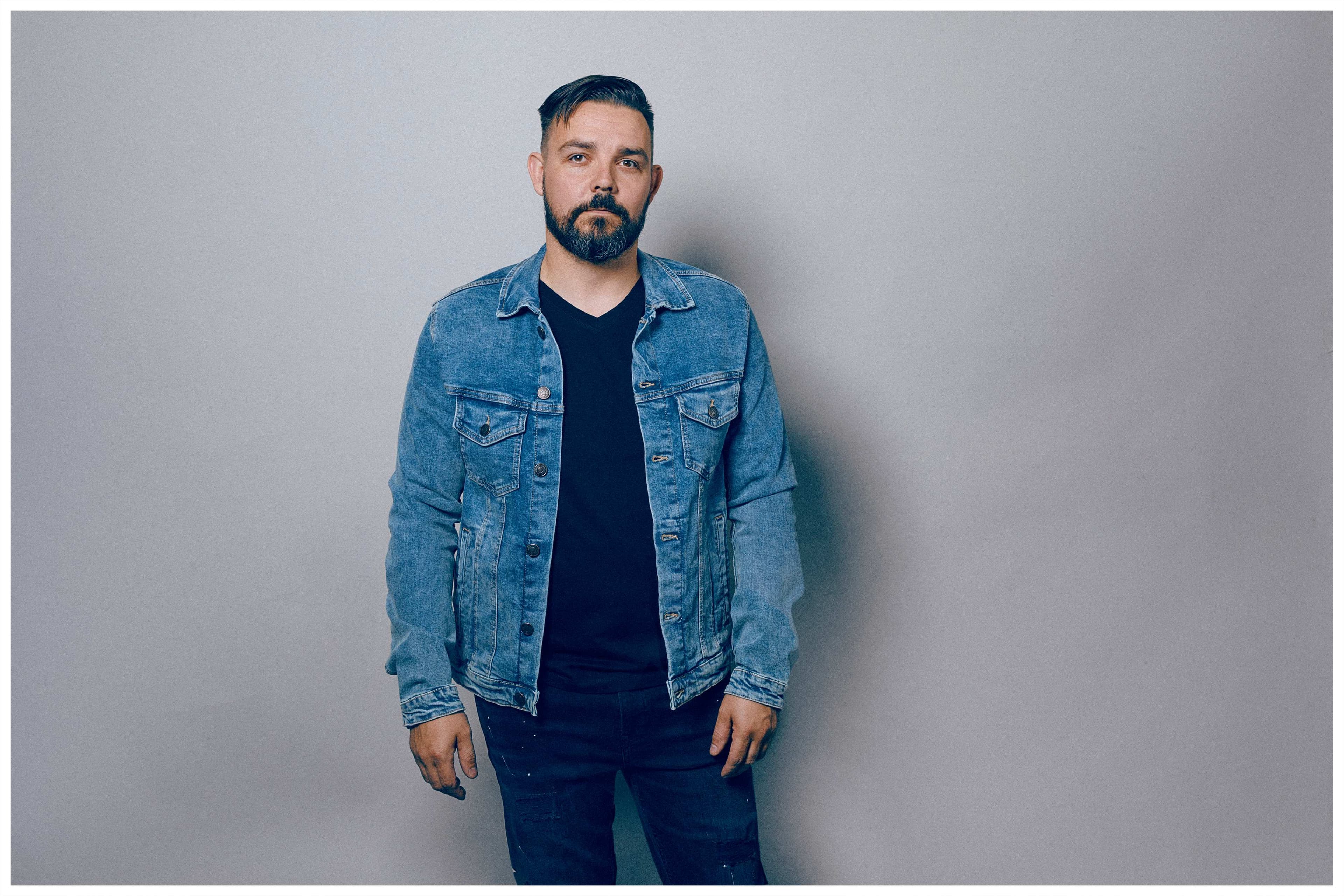 Magnús Kjartan - Portrait 2